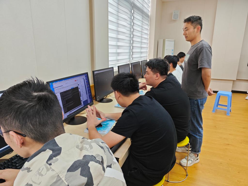 匠心筑夢(mèng)，德技并修 信息工程系全力備戰(zhàn)2023年技能月網(wǎng)絡(luò)與信息安全軟件開(kāi)發(fā)競(jìng)賽